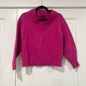 Banana Republic Womens Bright Pink Wool‎ Vneck Sweater Size Large